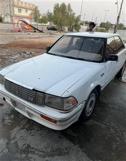 تۆیۆتا کراون